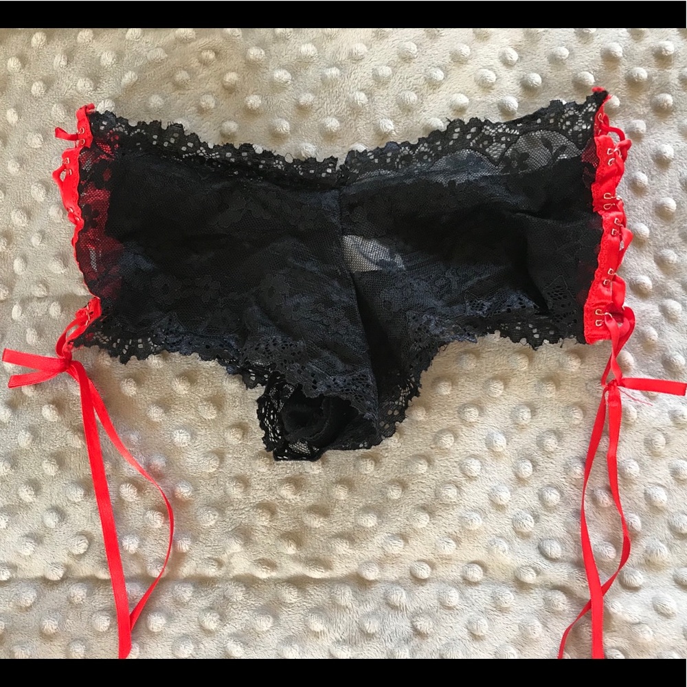Lingerie bundle - Picture 4 of 5